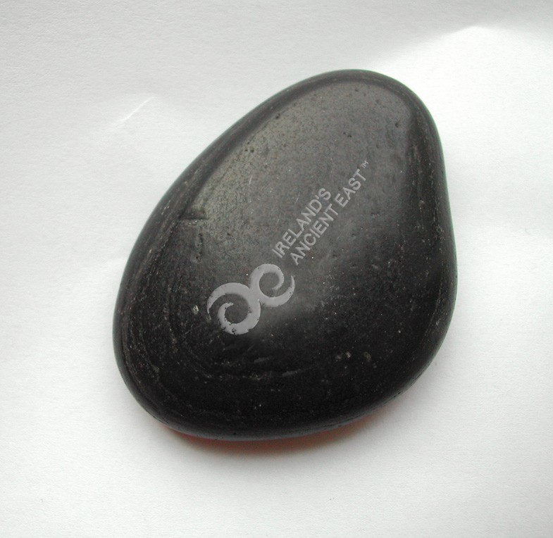 Galet publicitaire petit format personnalisé par gravure