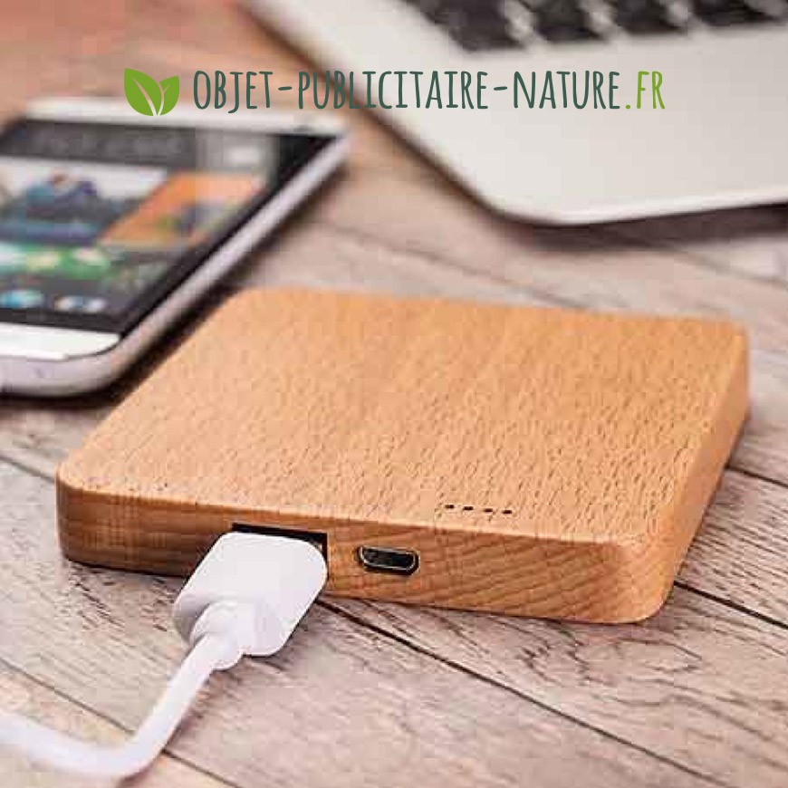 Powerbank en bois personnalisable 2600 mAh - Design plat et élégant