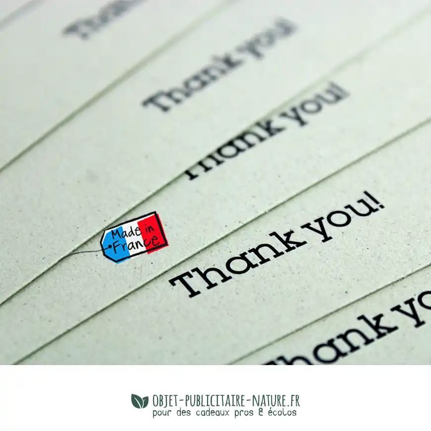 Carte en papier végétal avec sachet de graines ou confetti à graines publicitaires